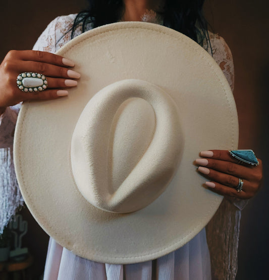 Teardrop Fedora Ivory